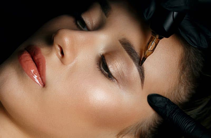 A Comprehensive Guide to Permanent Makeup and Microblading